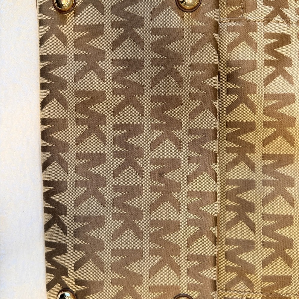 Michael Kors Susannah Large Tote MK Signature Canvas Brown Acorn - Picture 11 of 11